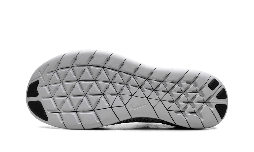 FREE RN FLYKNIT WMNS "2017 - Oreo" 880844 101