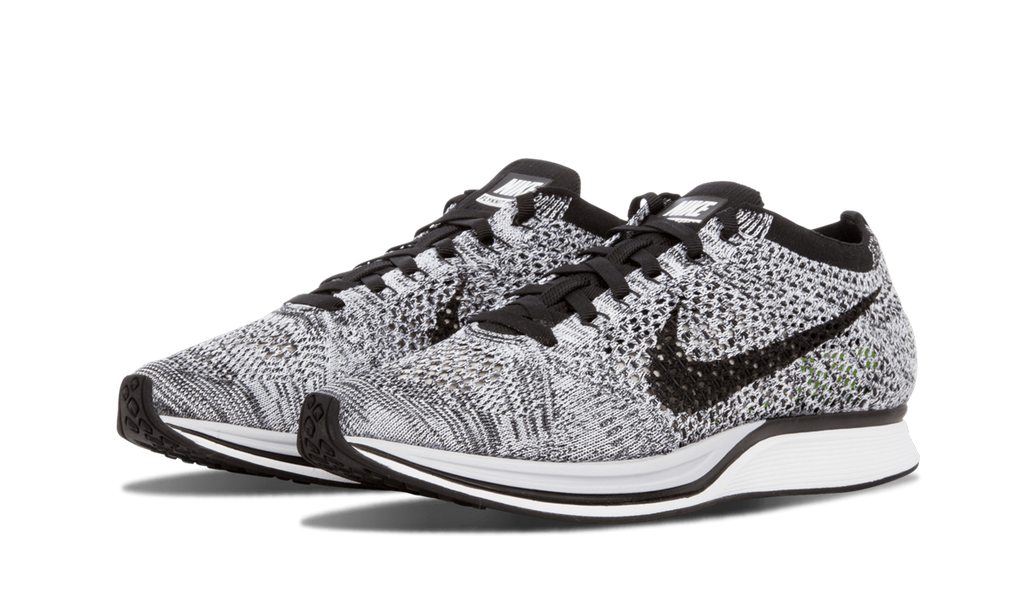 Flyknit Racer "Oreo 1.0" 526628 101