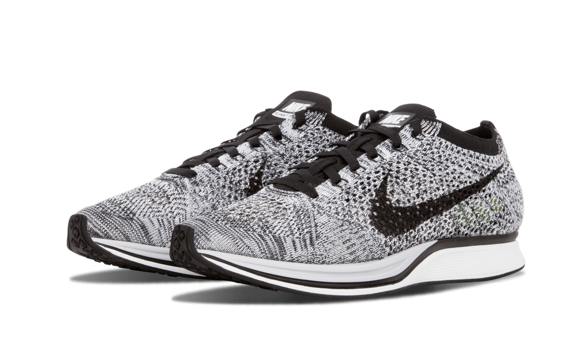 Flyknit Racer "Oreo 1.0" 526628 101