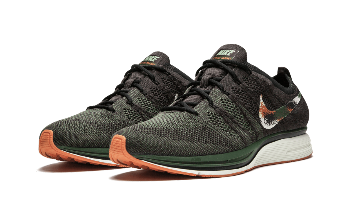 Flyknit Trainer "Velvet Brown" AH8396 202