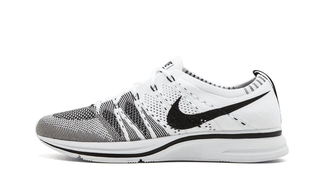 Flyknit Trainer "2017 Release" AH8396 100