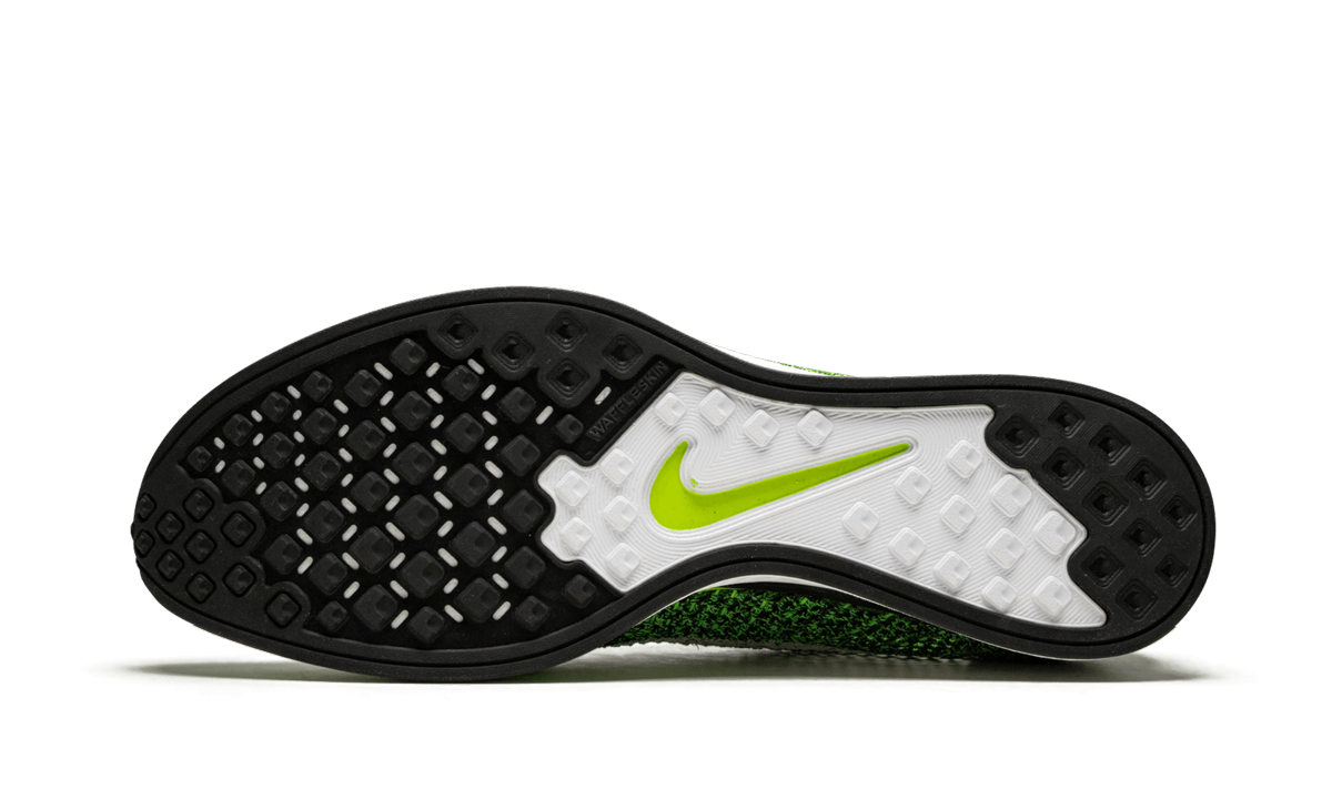 Flyknit Racer "Volt Sequoia" 526628 731