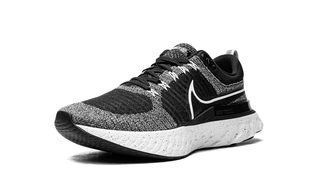 React Infinity Run Flyknit 2 "White Black" CT2357 101
