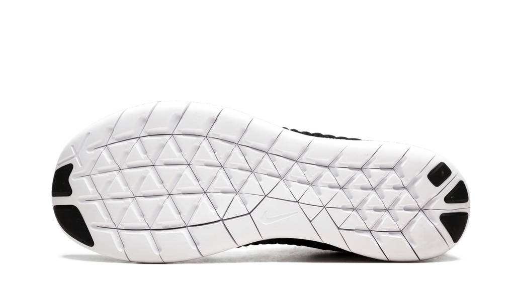 FREE RN FLYKNIT MNS WMNS "Black / White" 831070 001