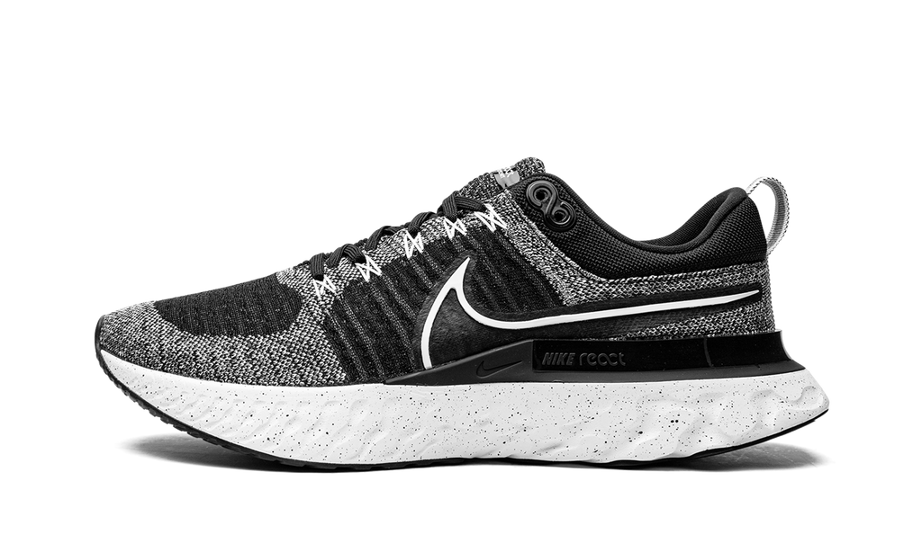 React Infinity Run Flyknit 2 "White Black" CT2357 101
