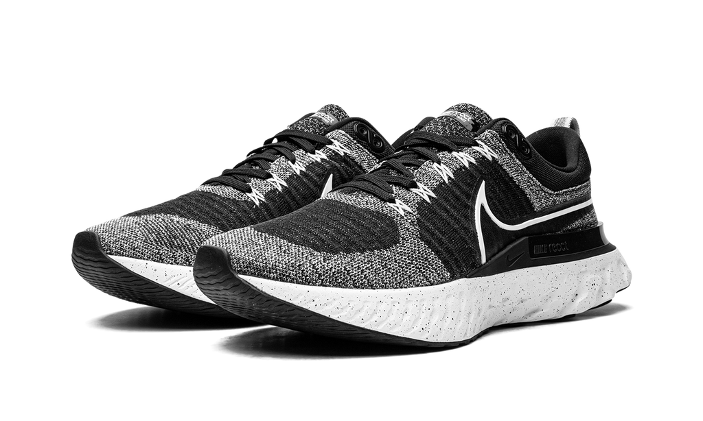 React Infinity Run Flyknit 2 "White Black" CT2357 101