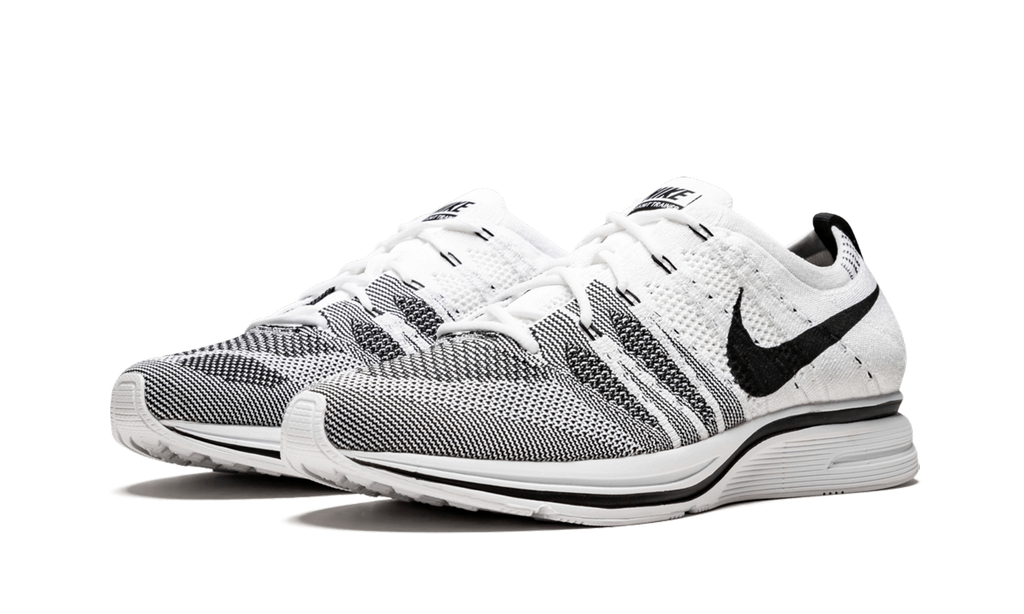 Flyknit Trainer "2017 Release" AH8396 100