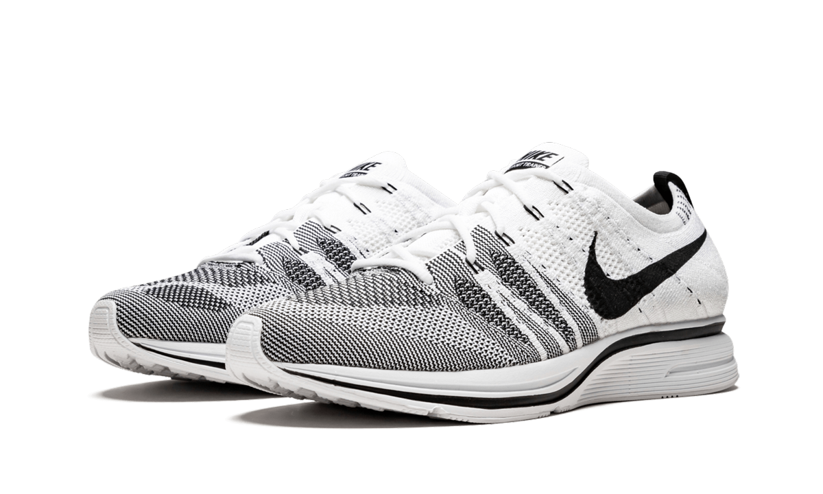 Flyknit Trainer "2017 Release" AH8396 100