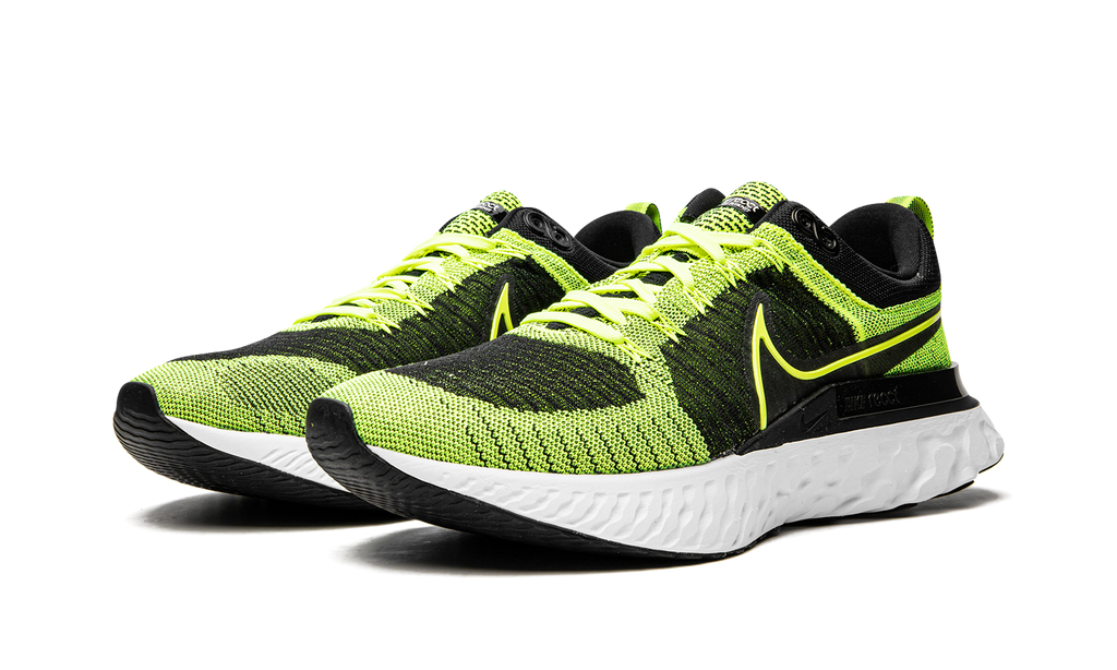 React Infinity Run Flyknit 2 "Volt" CT2357 700