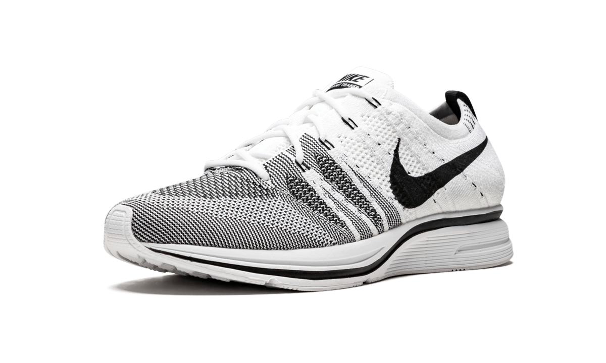 Flyknit Trainer "2017 Release" AH8396 100