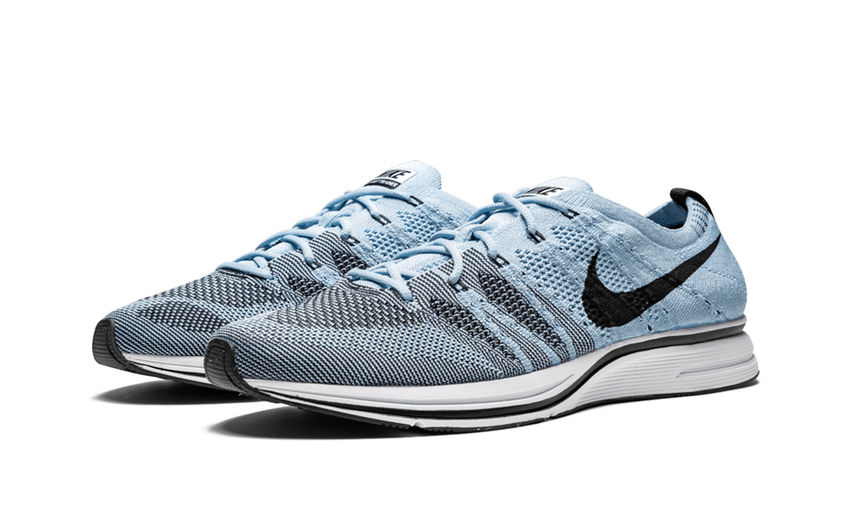 Flyknit Trainer "Cirrus Blue" AH8396 400