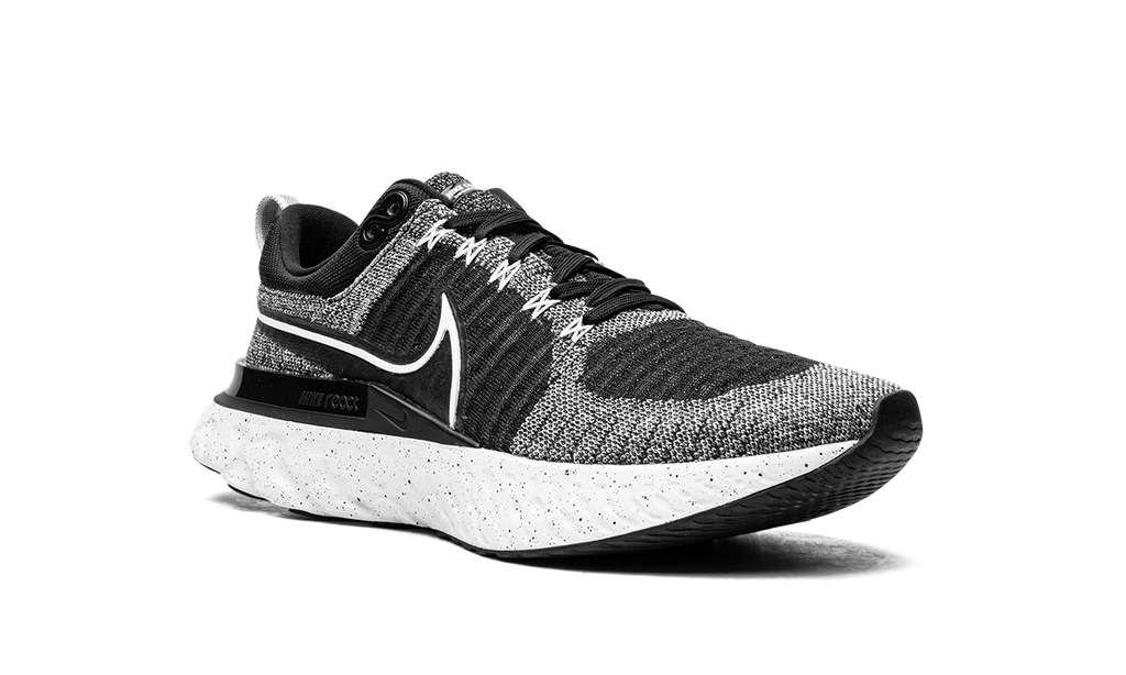 React Infinity Run Flyknit 2 "White Black" CT2357 101